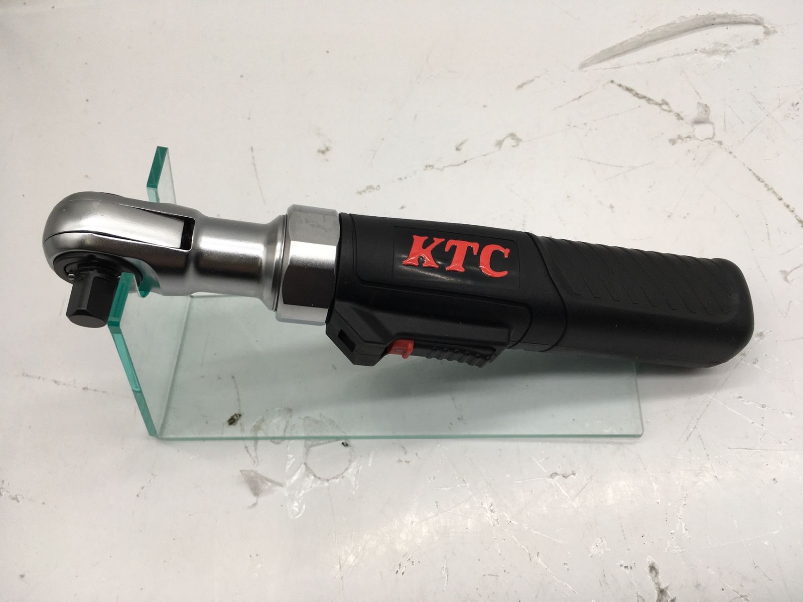 KTC 京都機械 9.5sq コードレスラチェットレンチ JTRE330 IT6W6NQMBICI エコツール岡崎インター店 M02