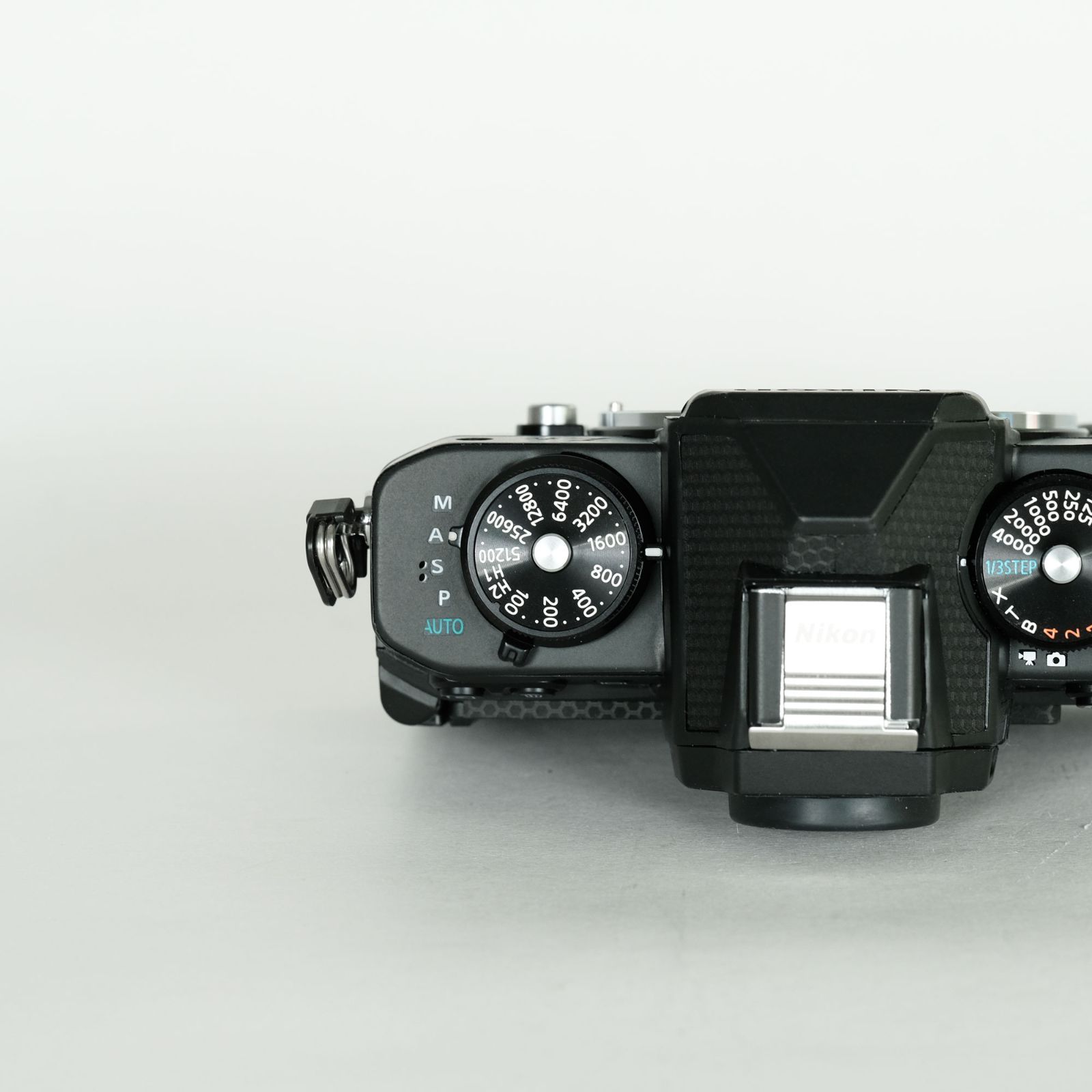 ボディ ブラック