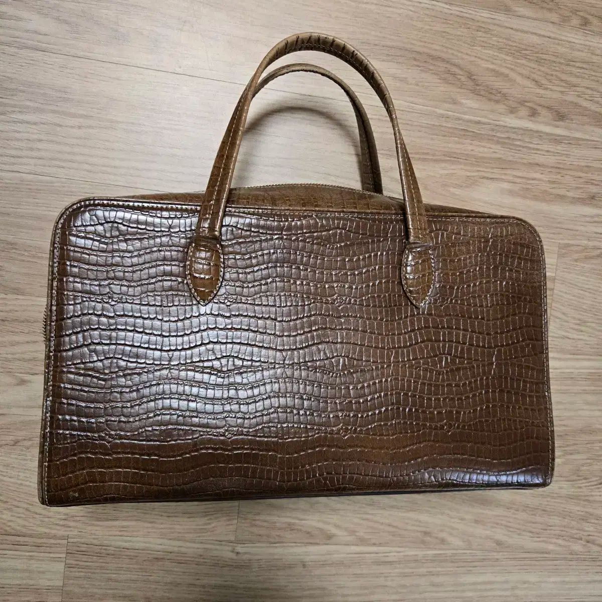 TOUT Y EST LOQUET BAG ロケットバッグ クロコ ラージ