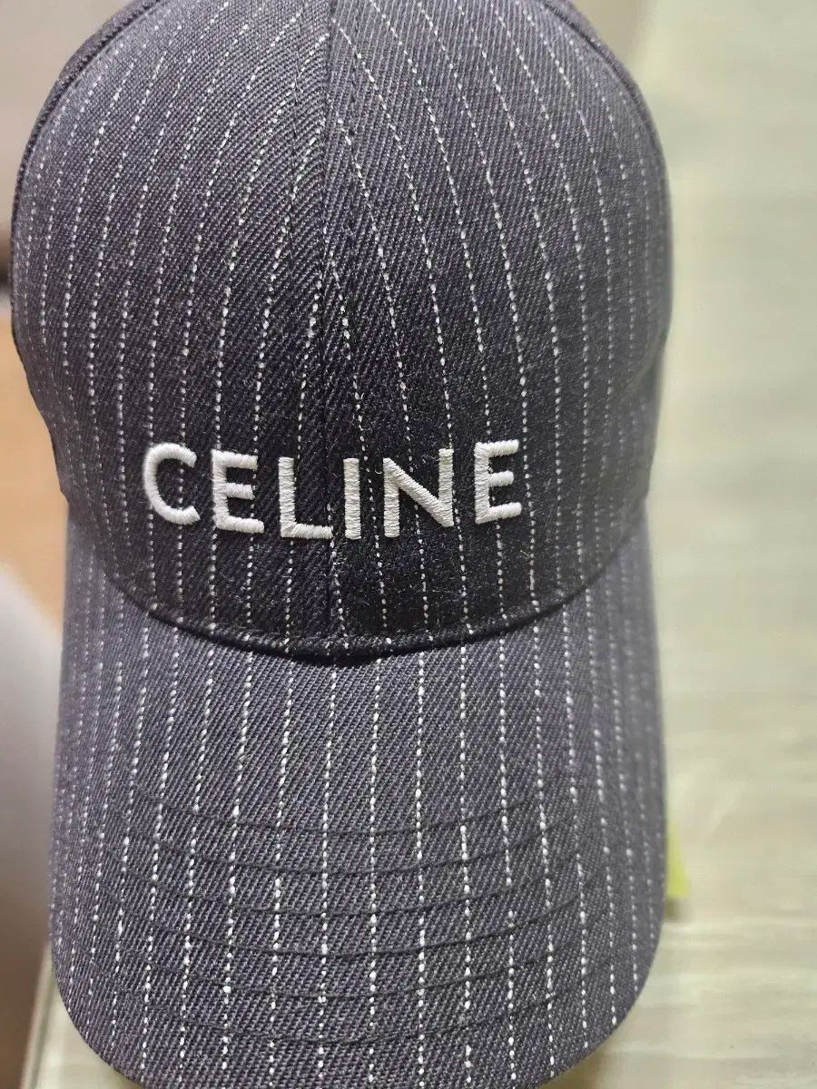 セリーヌ ストライプ ベースボールキャップ M