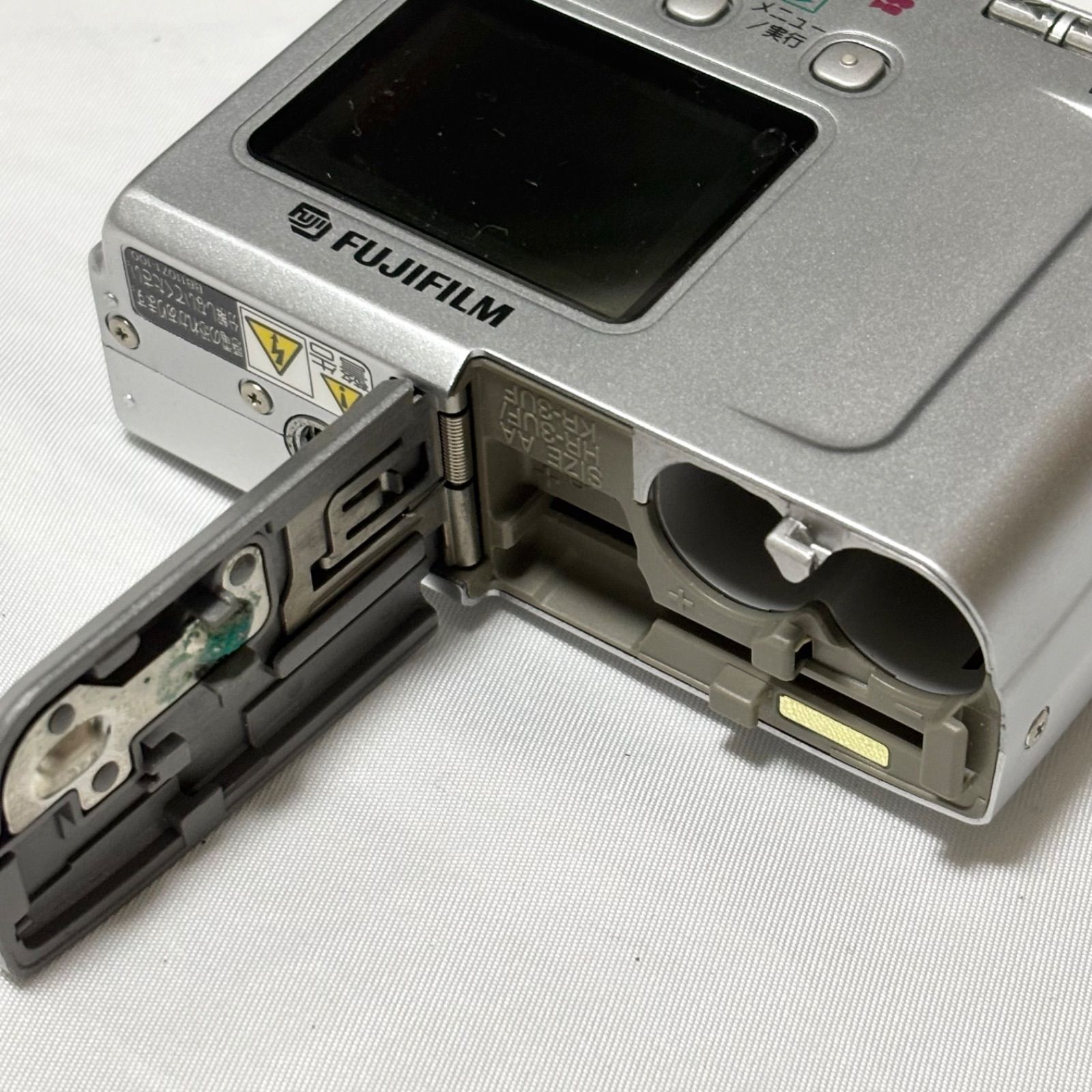 【動作確認済】【美品】富士フィルム　finepix4500　デジカメ 送料無料】FUJIFILM/フジフィルム/FinePix/ファインピックス/4500
