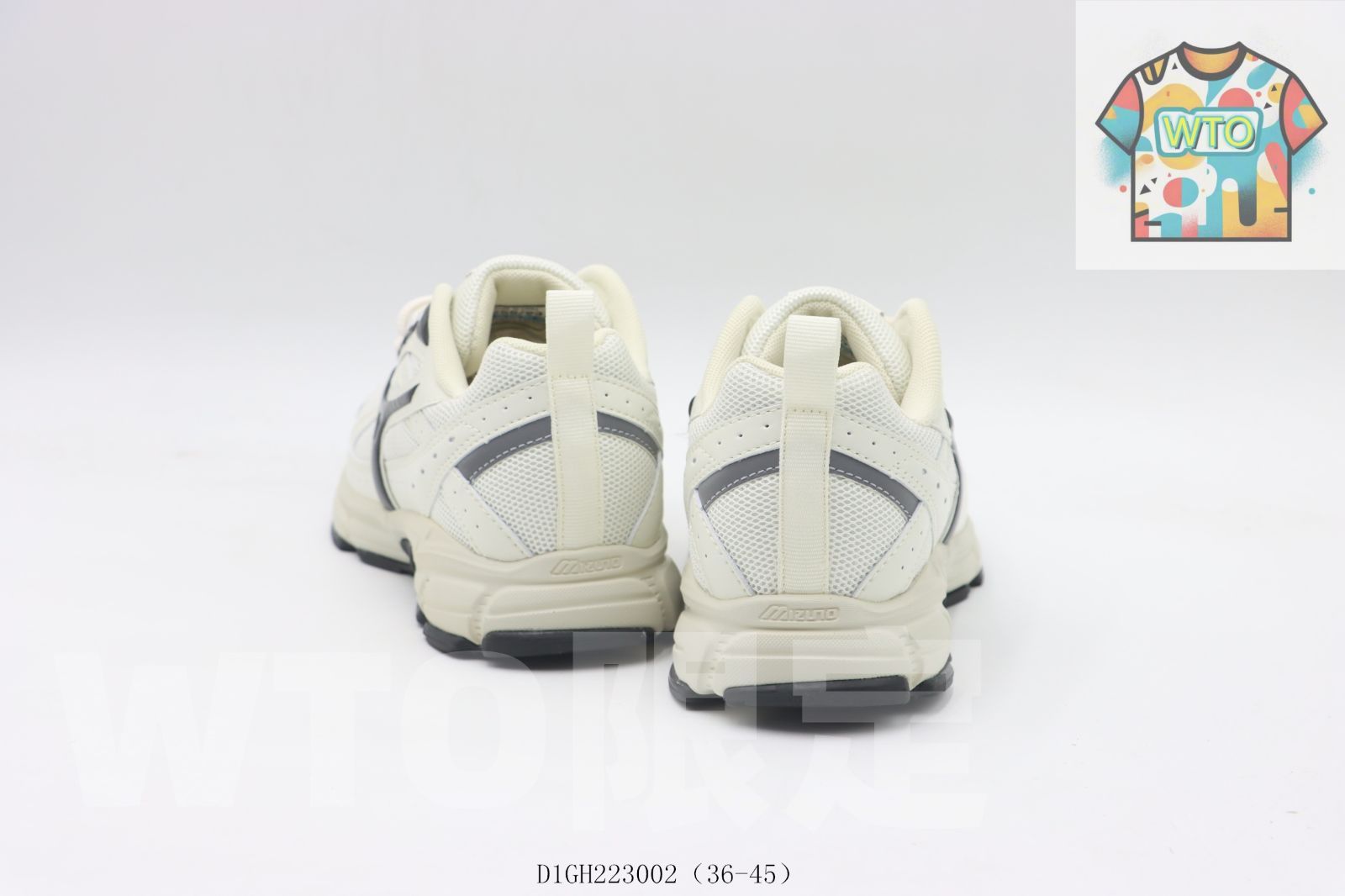 ミズノのランニングシューズ ホワイト＆ブラック