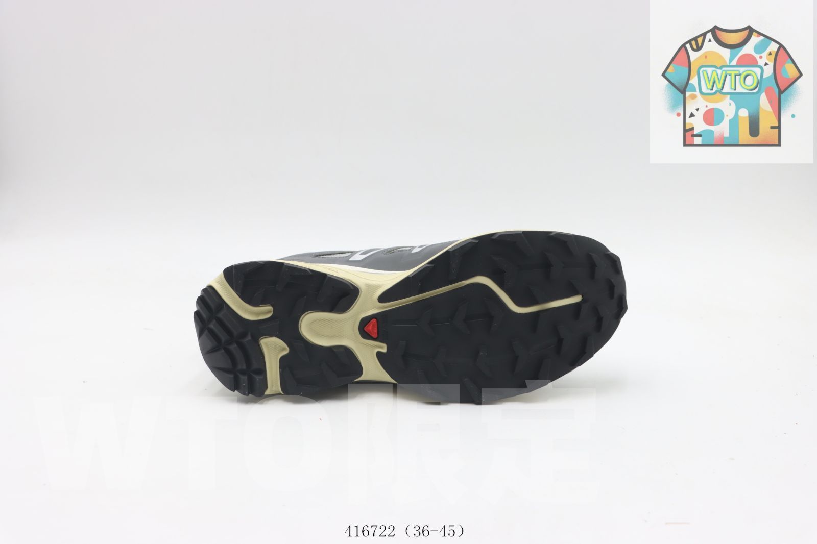 ランニングシューズ