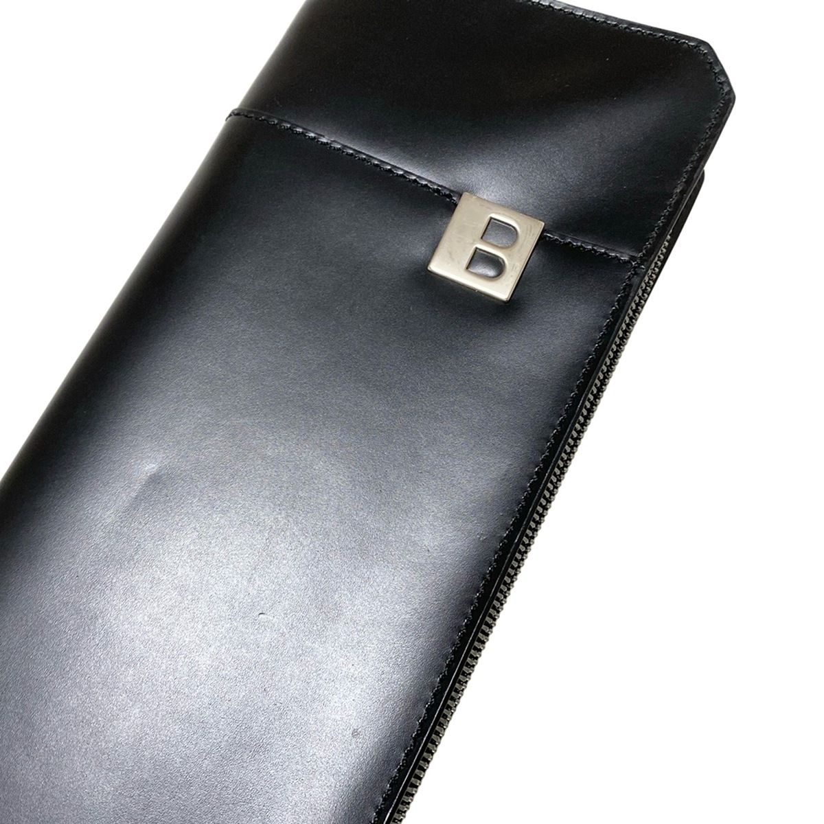 ラウンドファスナー