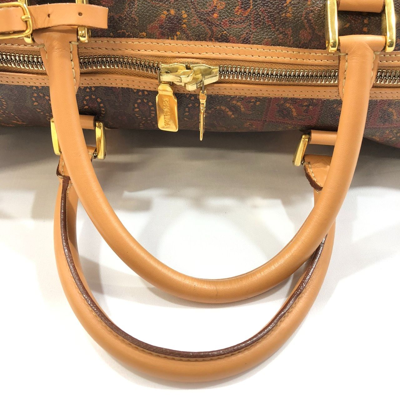 ビンテージ!!ドイツブランド!!】 ESCADA エスカーダ HUNTING WORLD