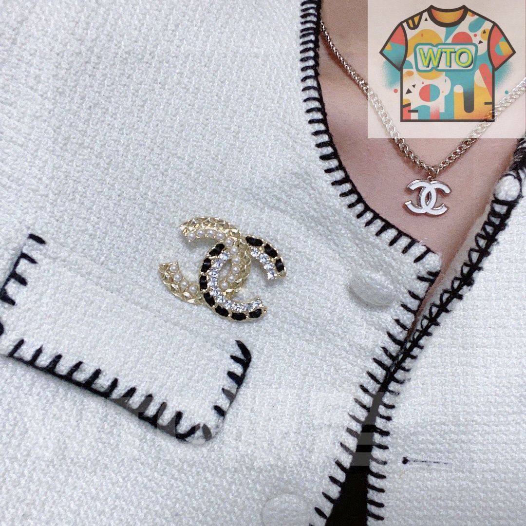 今日 CHANEL 新入荷 スモールサイズブローチ 在庫 価格