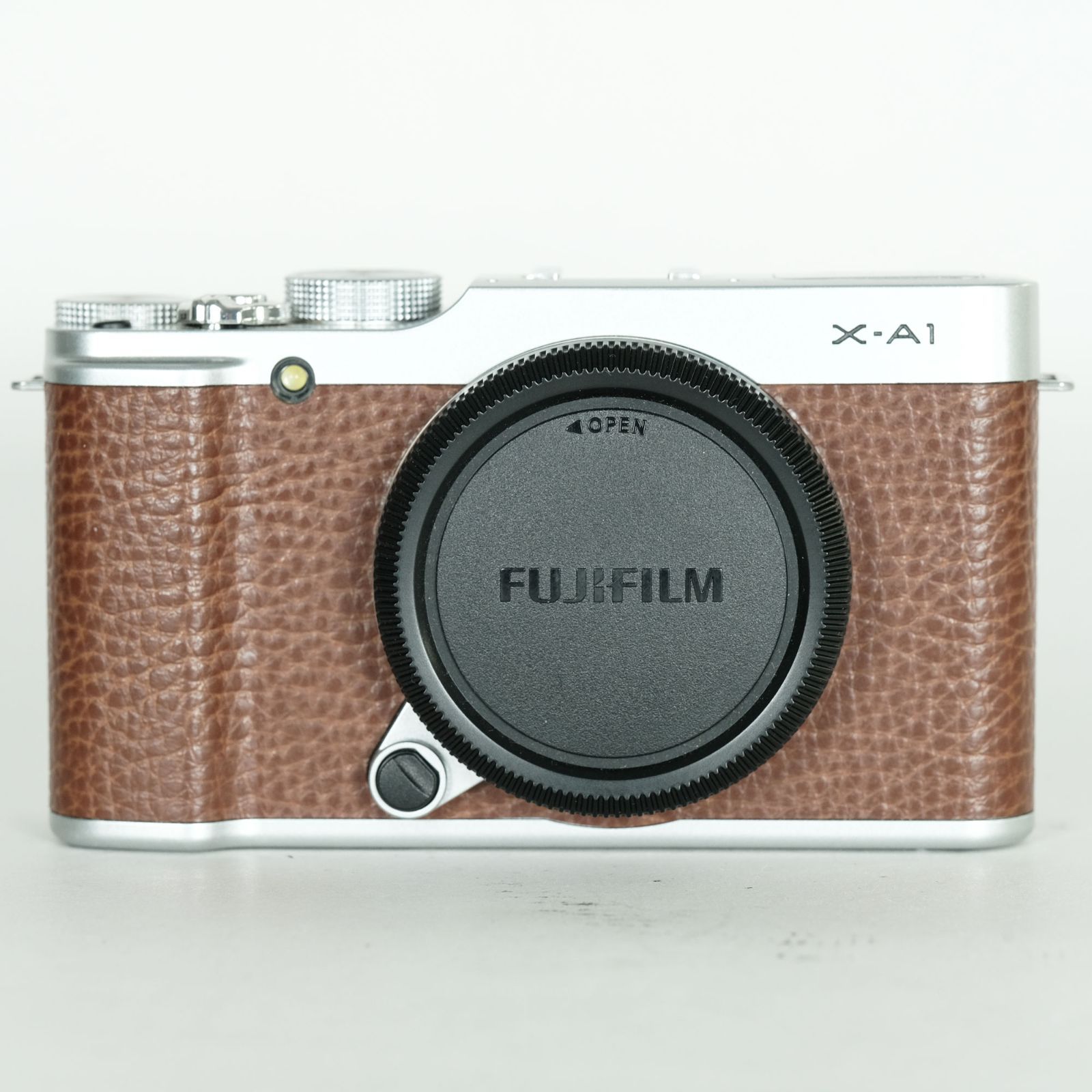 良品 | 注意事項あり] FUJIFILM X-A1 ボディ ブラウン | ミラーレス