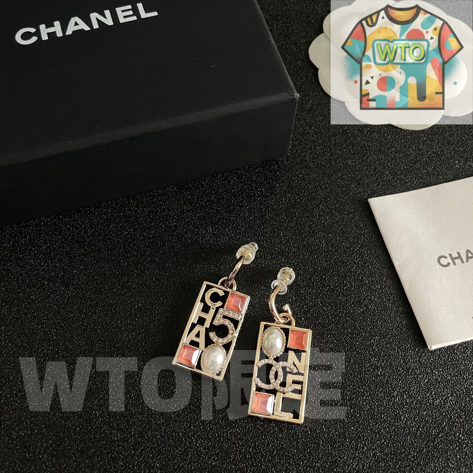  WTO通販 CHANEL シャネル ダブル C イヤリング オリジナルロゴリプリカ 在庫 価格 WTO輸入 FSC 80 イヤリング ノンホールピアス アクセサリー