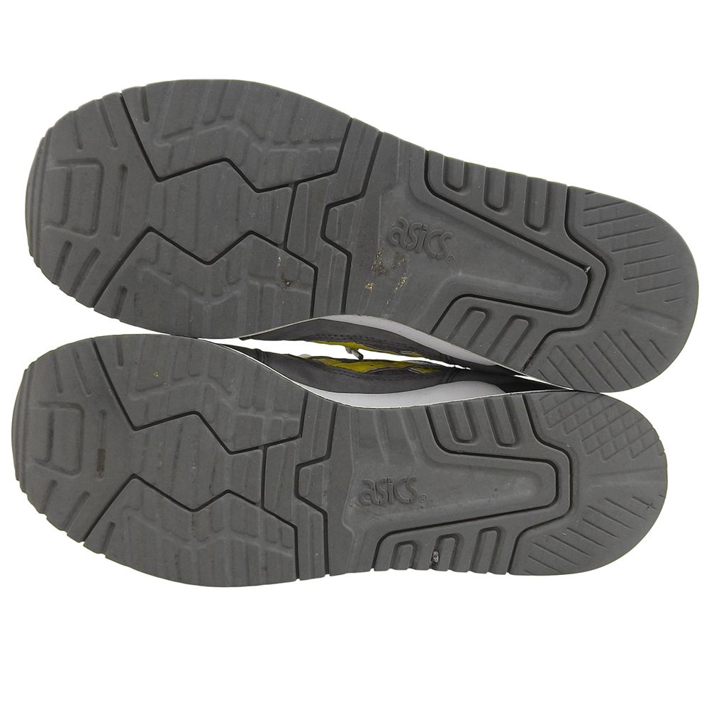 スエード ローカットスニーカー