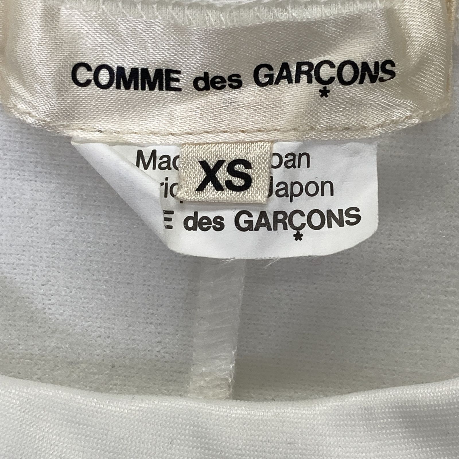 COMMEdesGARCONS