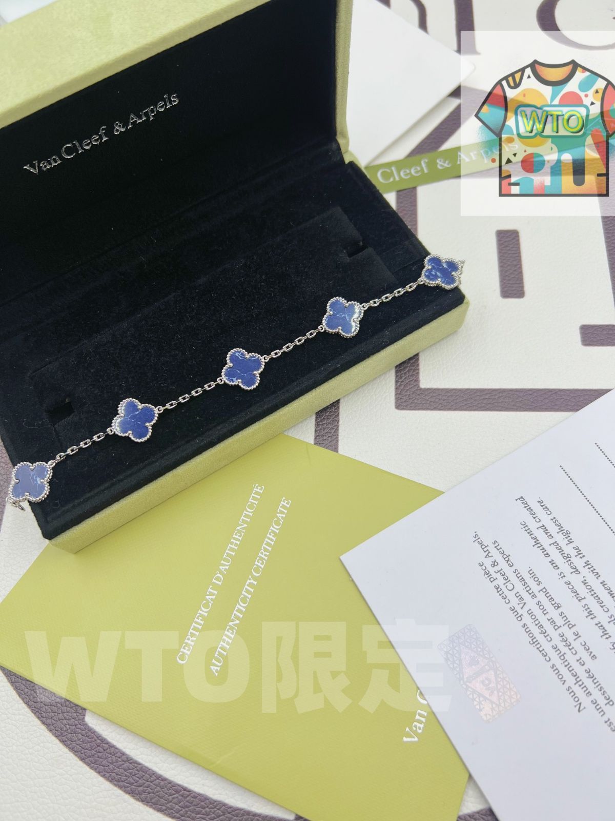 Van Cleef - Arpels ヴァン クリーフ＆アーペル 四つ葉のクローバー ペテライト 5 フラワー ブレスレット｜ ｜