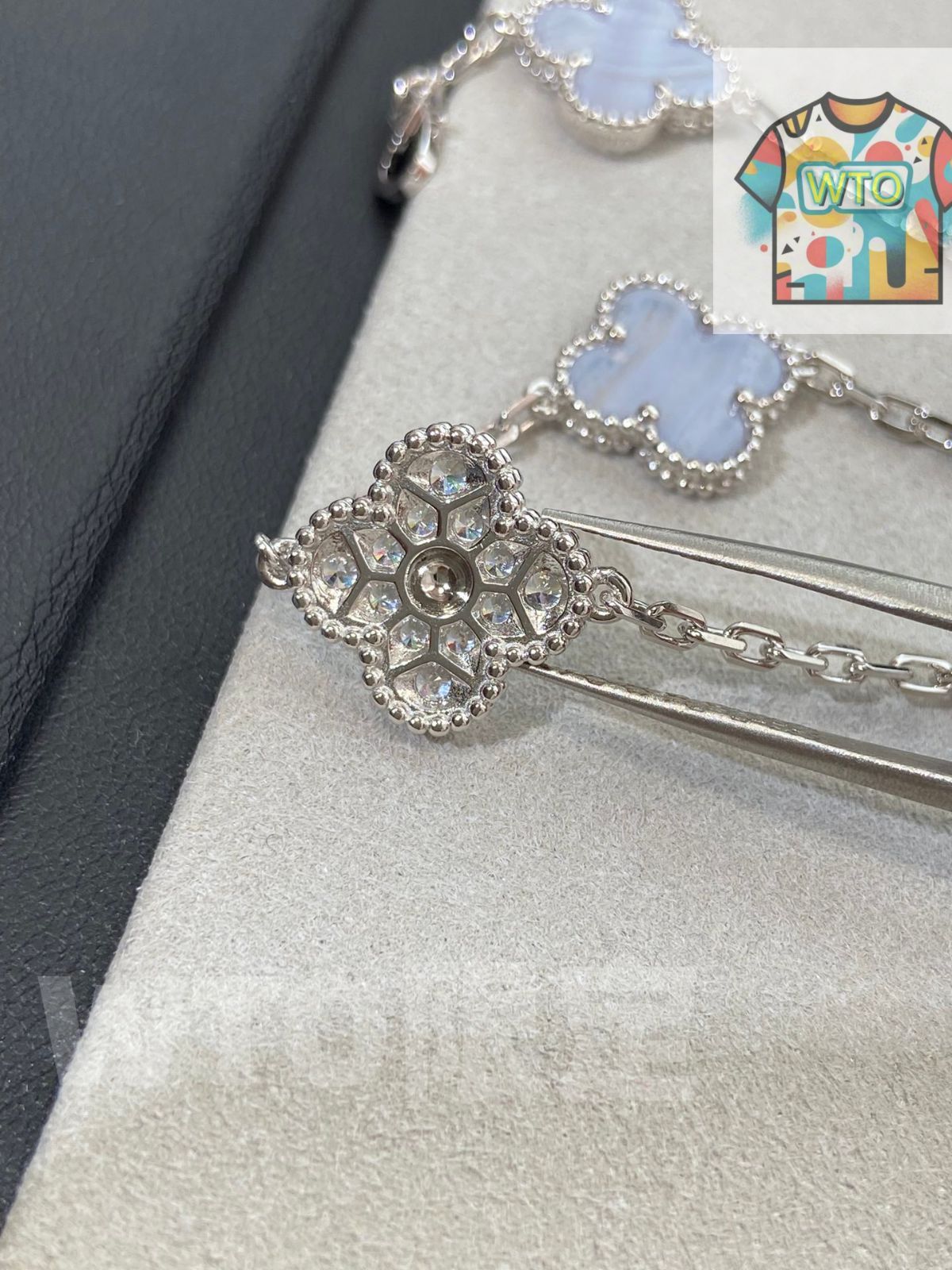 四つ葉のクローバー