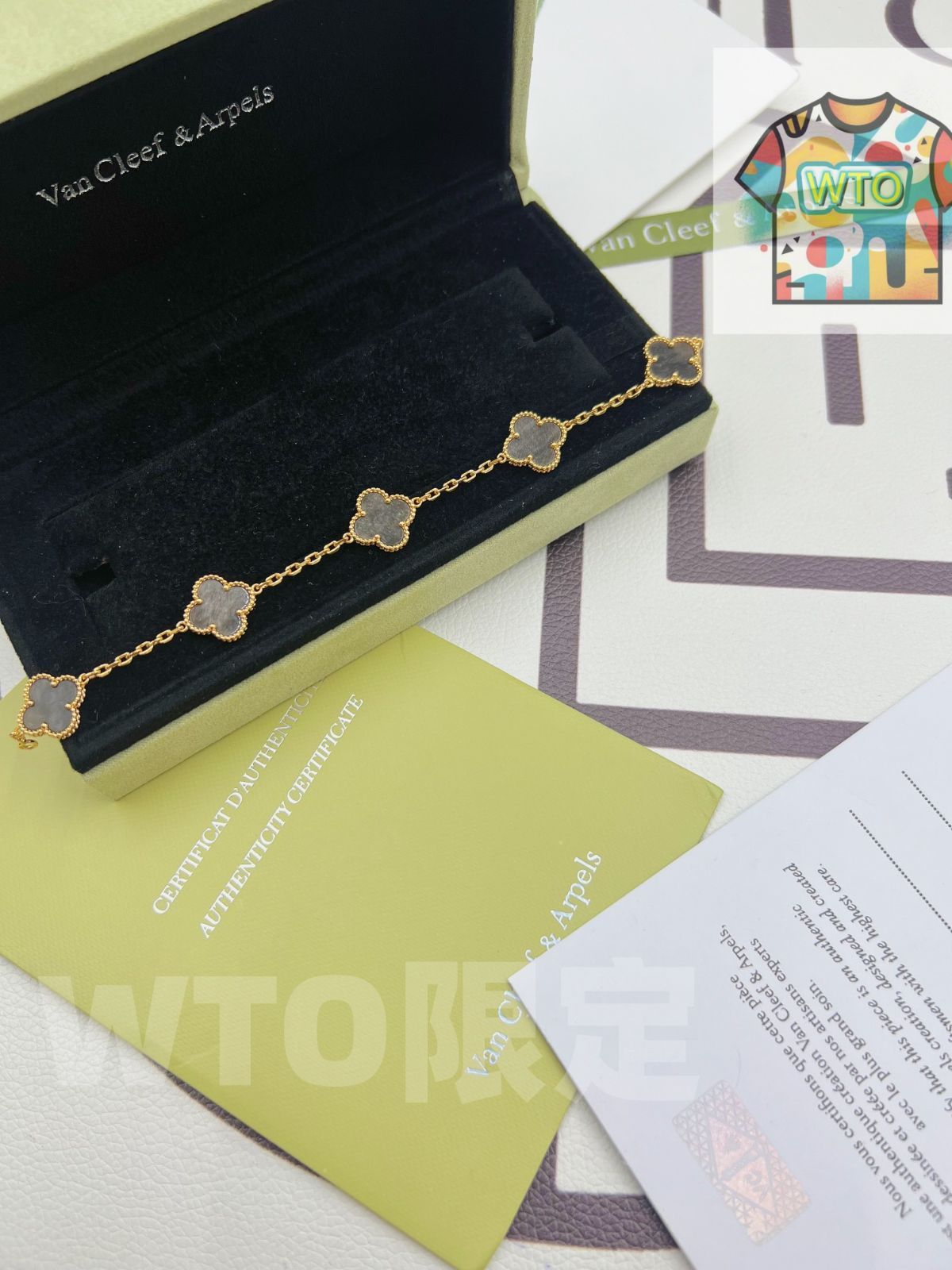 Van Cleef - Arpels ヴァン クリーフ＆アーペル 四つ葉のクローバー オブシディアン ファイブフラワー ブレスレット｜ ｜