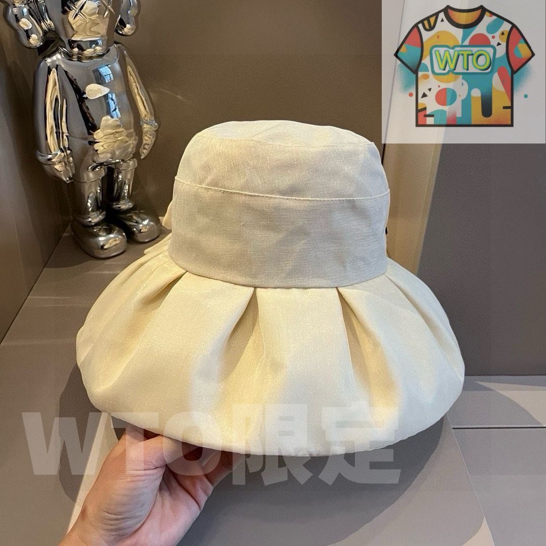 オーガンジー素材とレースハーフムーンデザイン