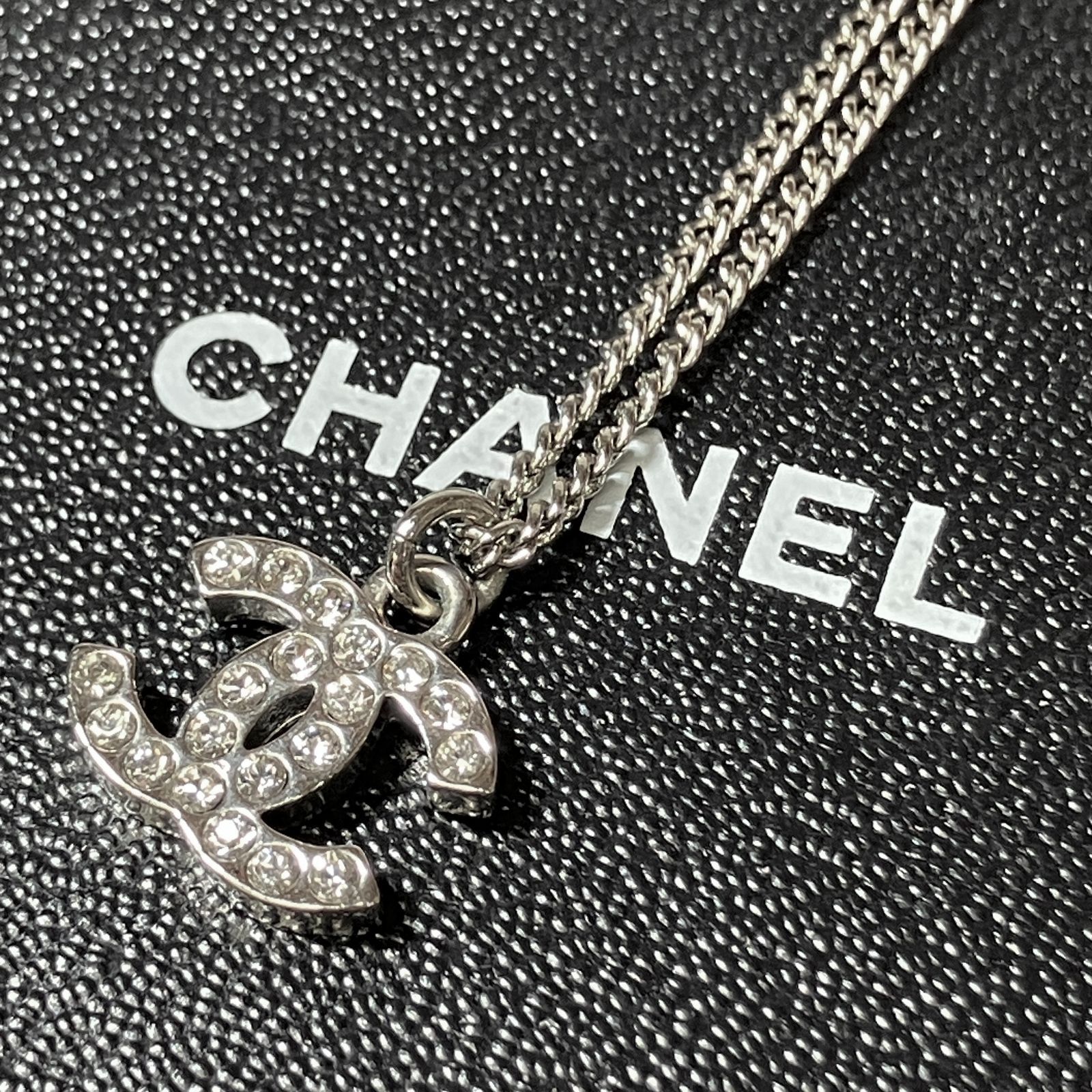m001 シャネル CHANEL ココマーク ネックレス ラインストーン シルバー 箱 保存袋付き