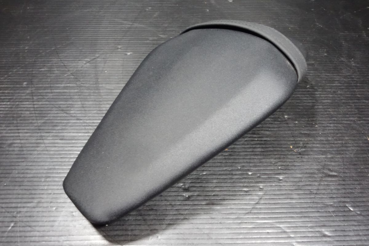 タンデムシート カワサキ 純正 ZX-6R ZX636G ZX636B 53066-0607 新車