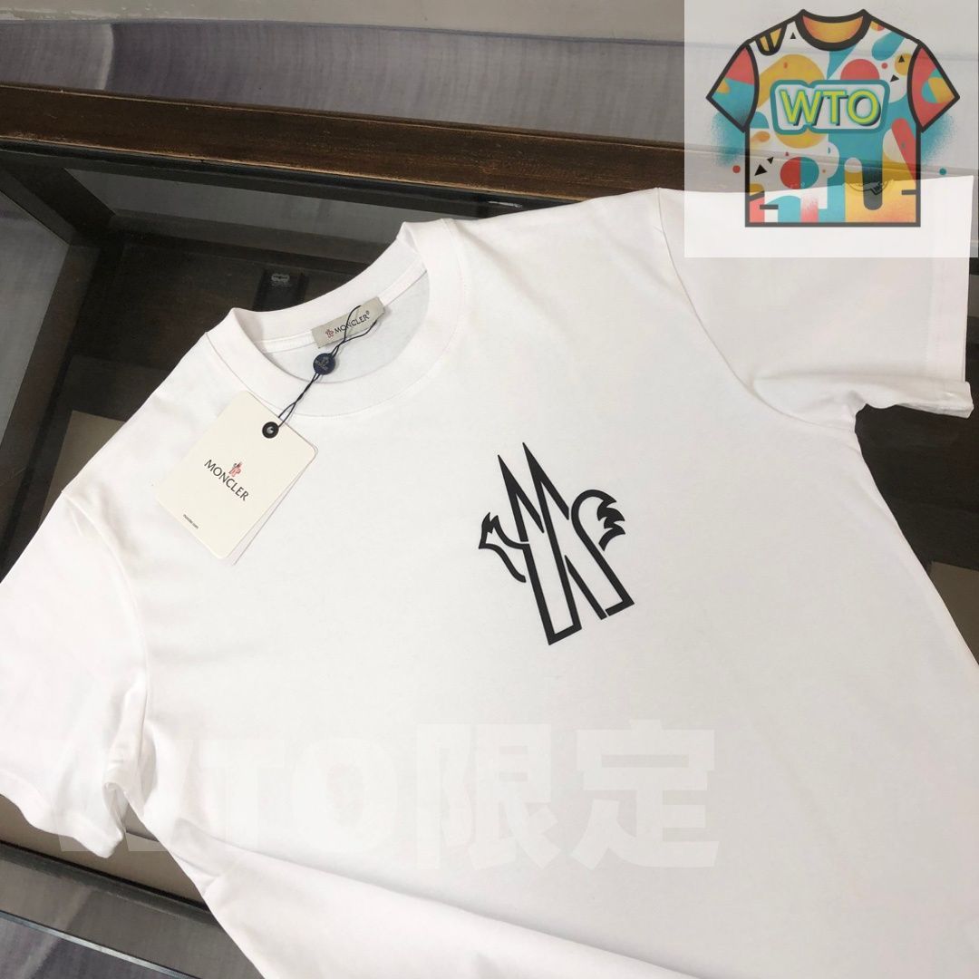 MONCLER クルーネックTシャツ