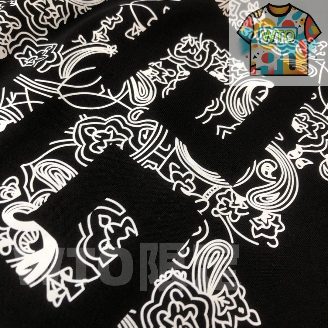 春夏 ロゴプリントTシャツ