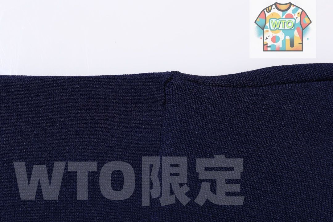 LV ロゴジャカード