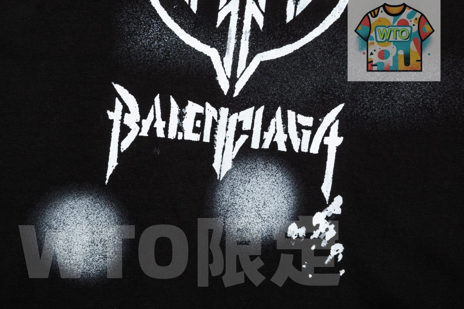 クルーネックTシャツ