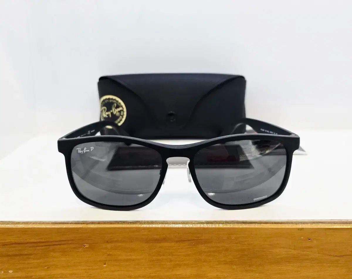 レイバン サングラス RB4264