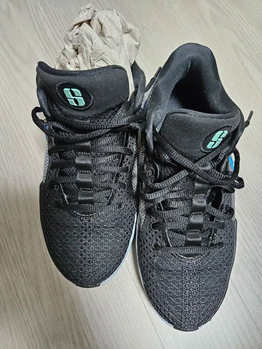 YONEX バドミントン•テニスウェア Mサイズ ホワイト/ブルー【美品】激