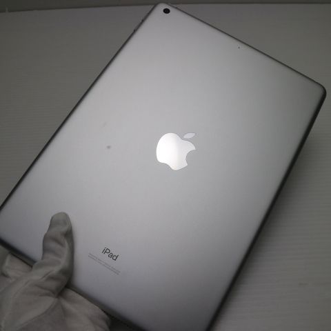 【超美品】Apple iPad 7世代 シルバー 本体 Amazon.co.jp: 【整備済み品】 Apple iPad (第7世代) Wi-Fi 32GB