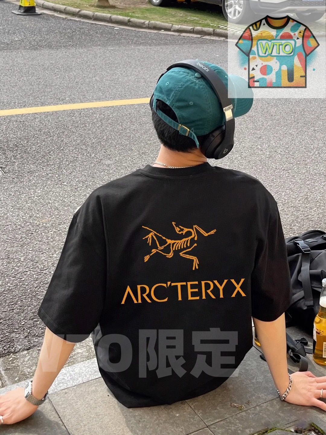 ARC TERYX アークタリクス 最新モデルのゴールドロゴ 大ロゴアルファベット 男女兼用カップル向けショートスリーブ T シャツ