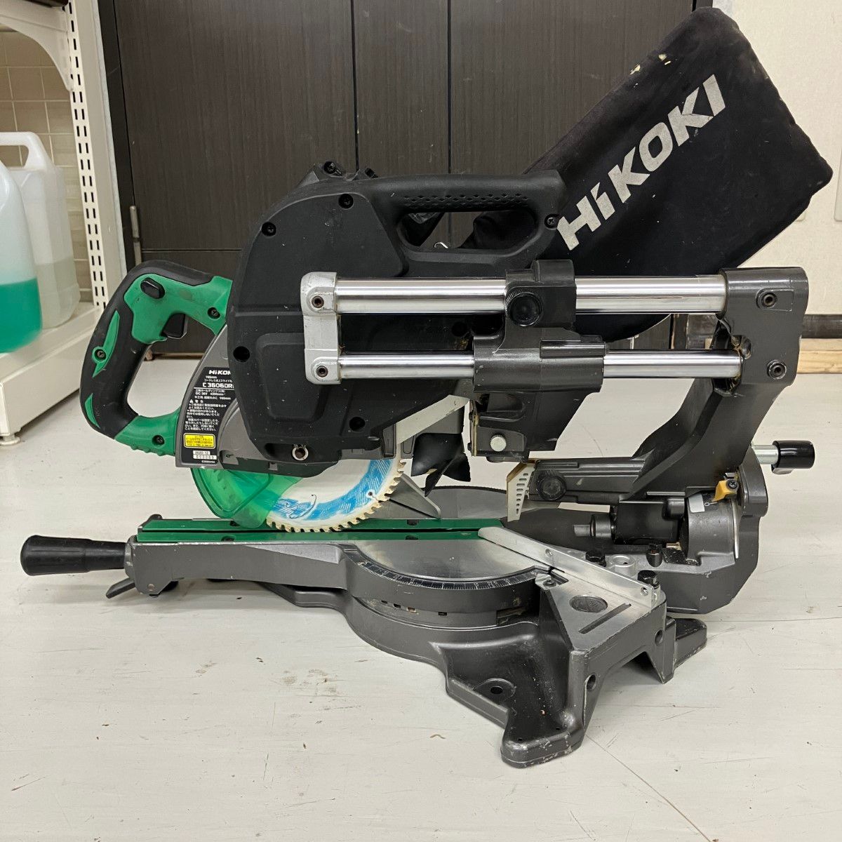 ЗЗHiKOKI ハイコーキ 36v 165mm コードレス卓上スライド丸のこ バッテリー 充電器無し C3606DRB グリーン