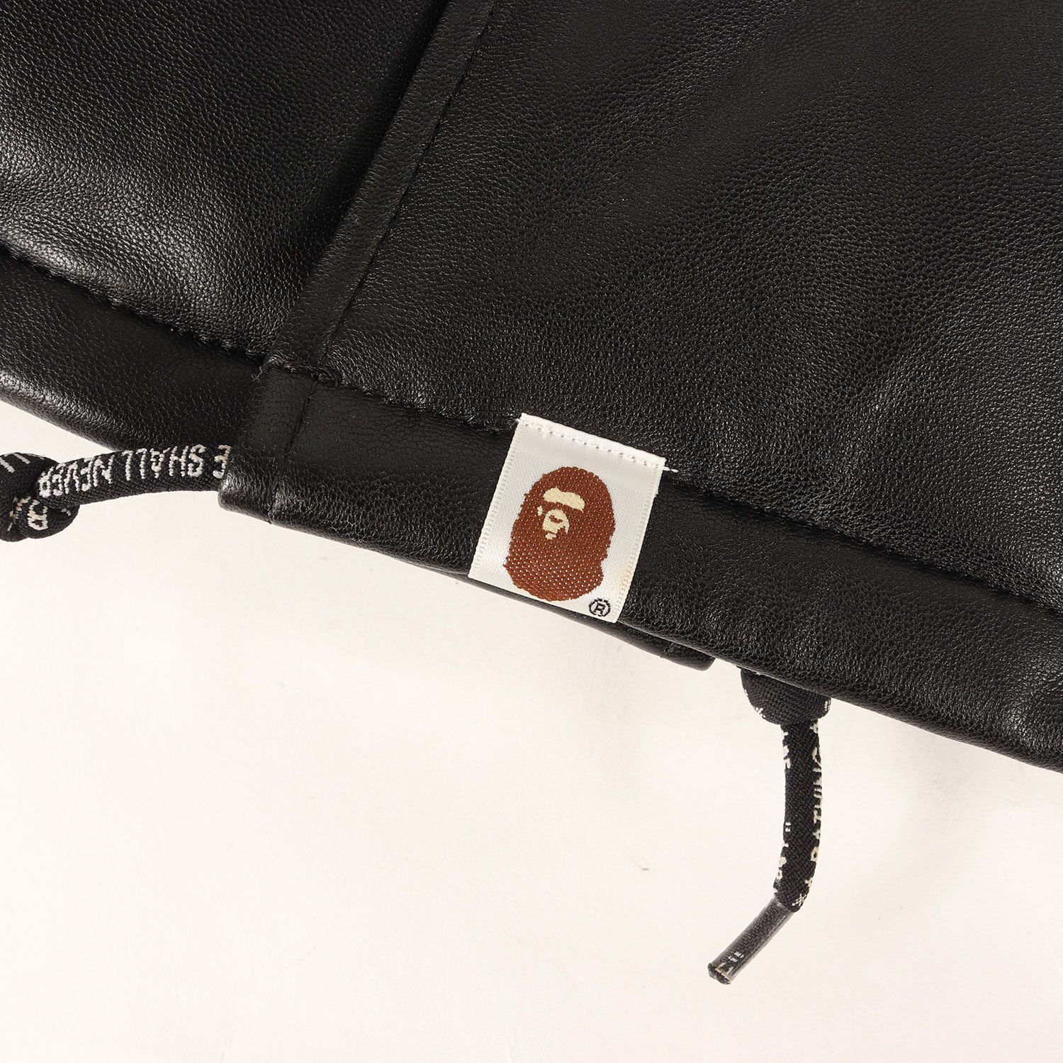 A BATHING APE ア ベイシング エイプ ジャケット 黒 ブラック サイズ:M