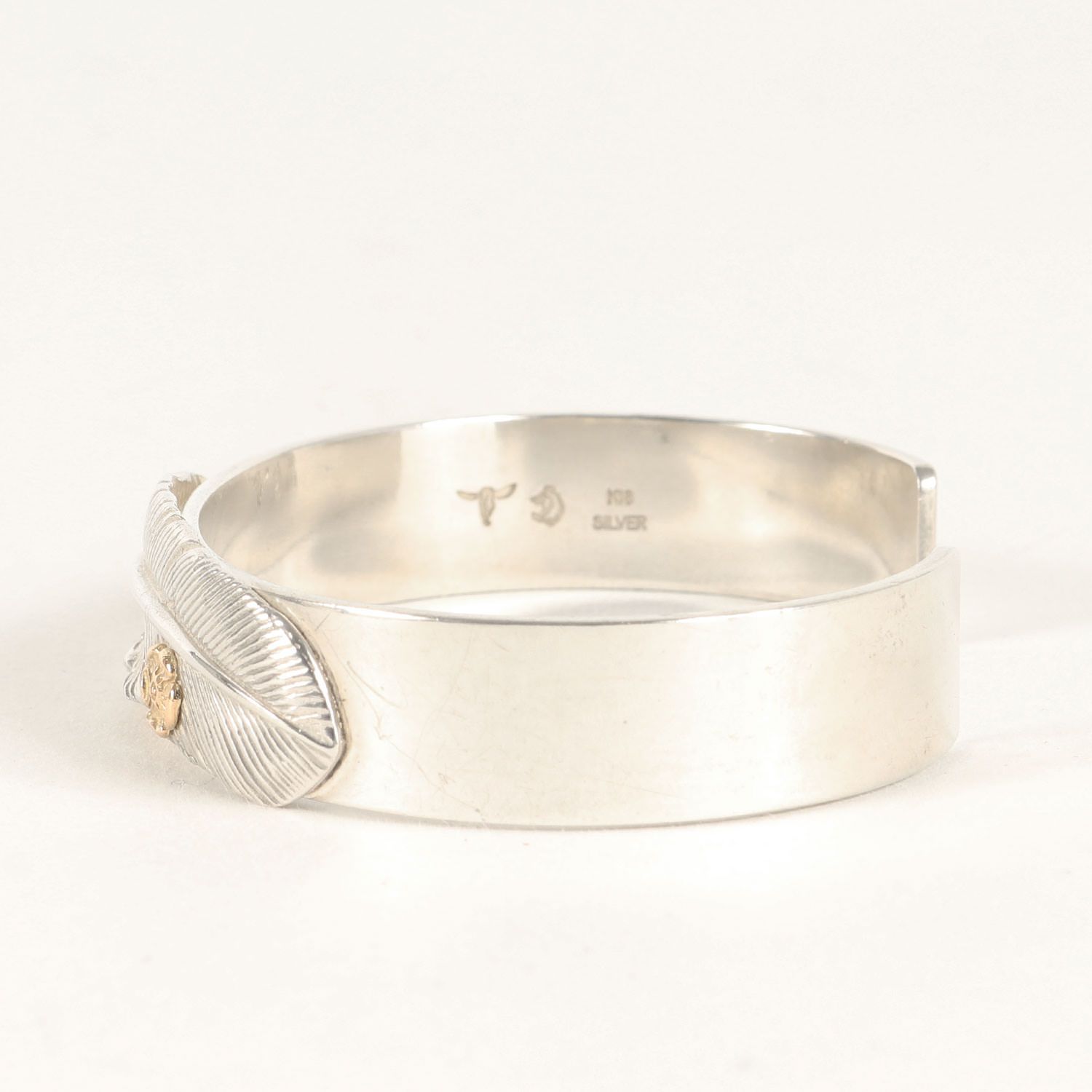 TADY KING タディー キング ローズ金メタルLフェザー付き 平打ちバングル シルバー925 サイズ S M位 ブランド ジュエリー メンズ