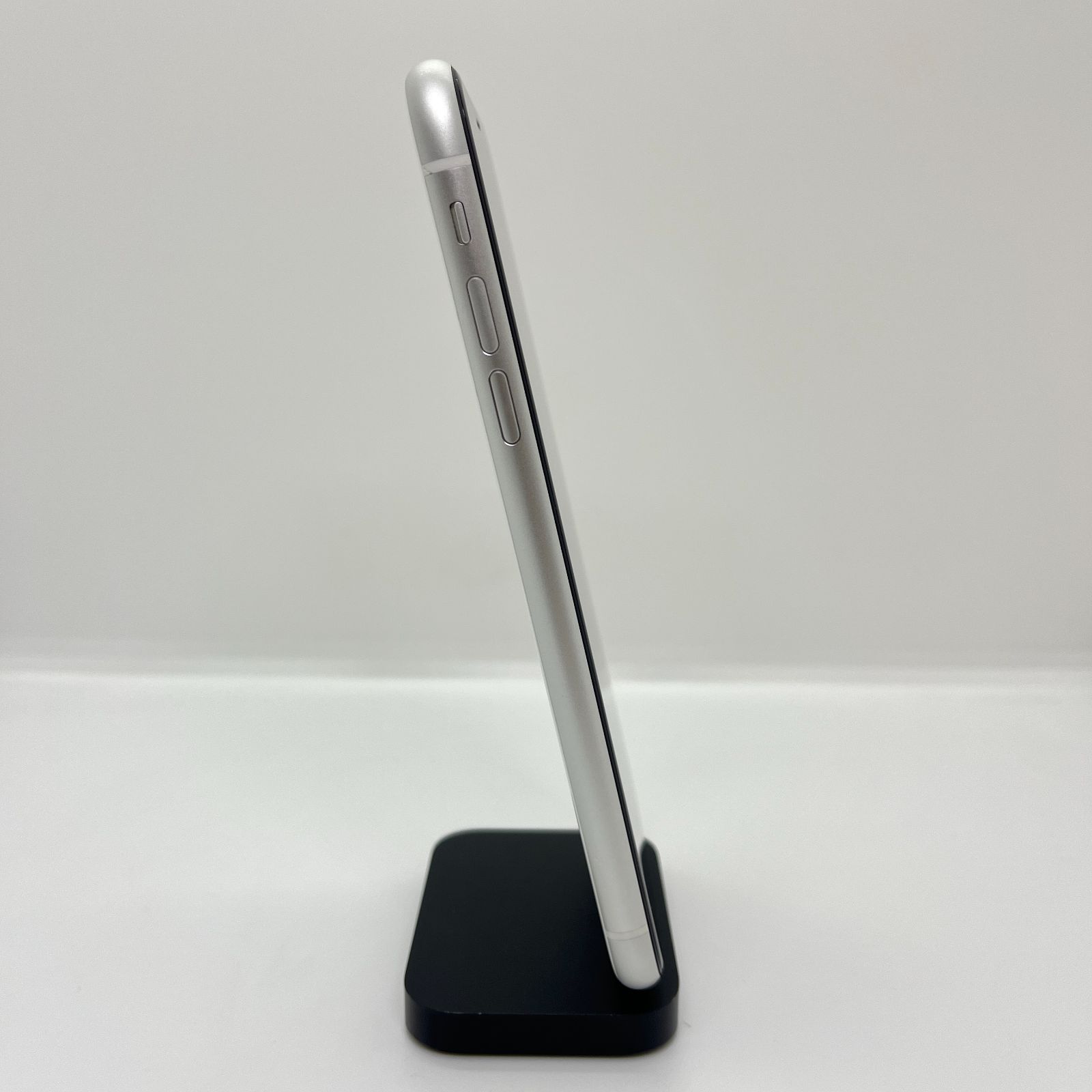 バッテリー最大容量100％】iPhoneXR 64GB ホワイト【SIMロック解除済み