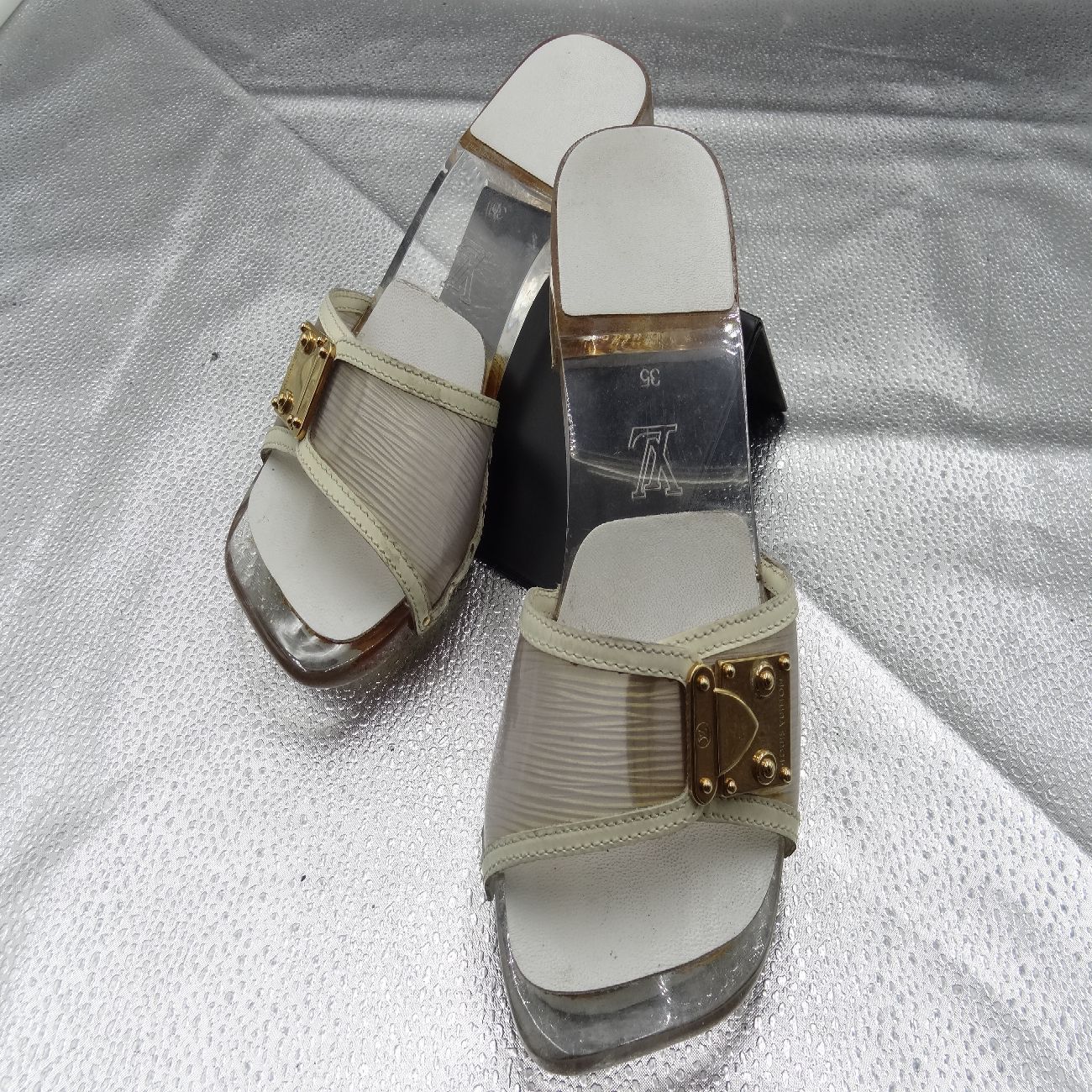 LOUIS VUITTON ルイヴィトン クリアサンダル ゴールド金具 サイズ 35