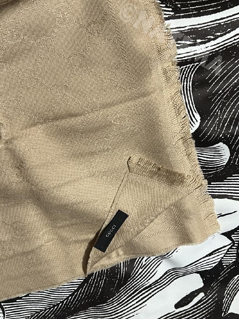 GUCCI グッチ ウール 毛 ストール マフラー ユニセックス 男女兼用 172 X 48 cm made in ITALY イタリア製 サンド ベージュ GG 総柄