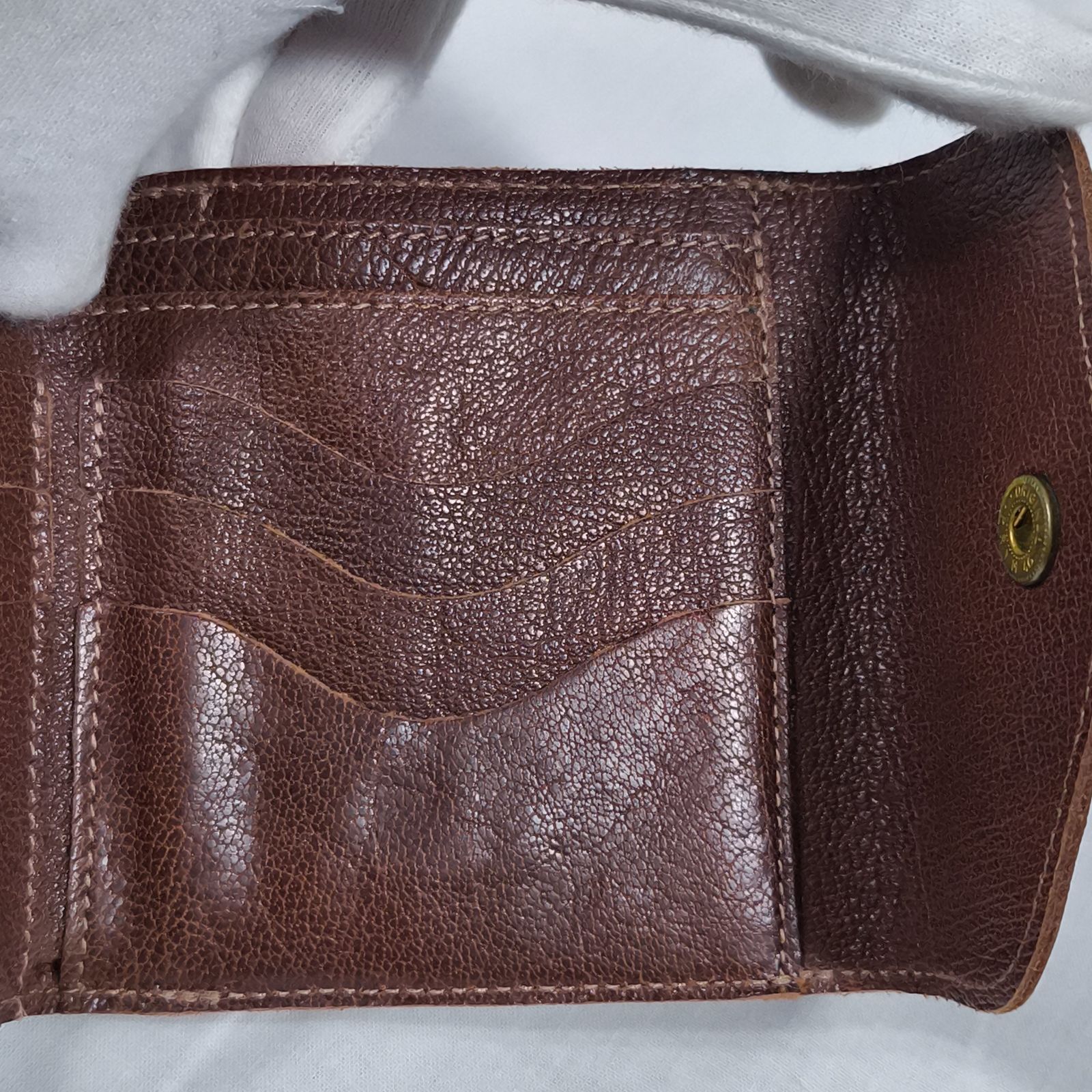 イルビゾンテ 三つ折り財布