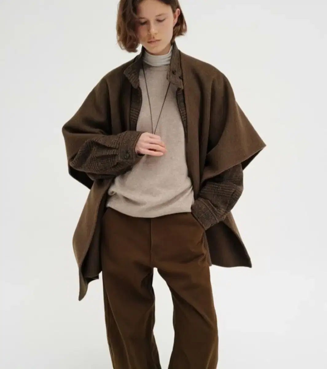 モノ コットン カーブド パンツ ブラウン 2 サイズ