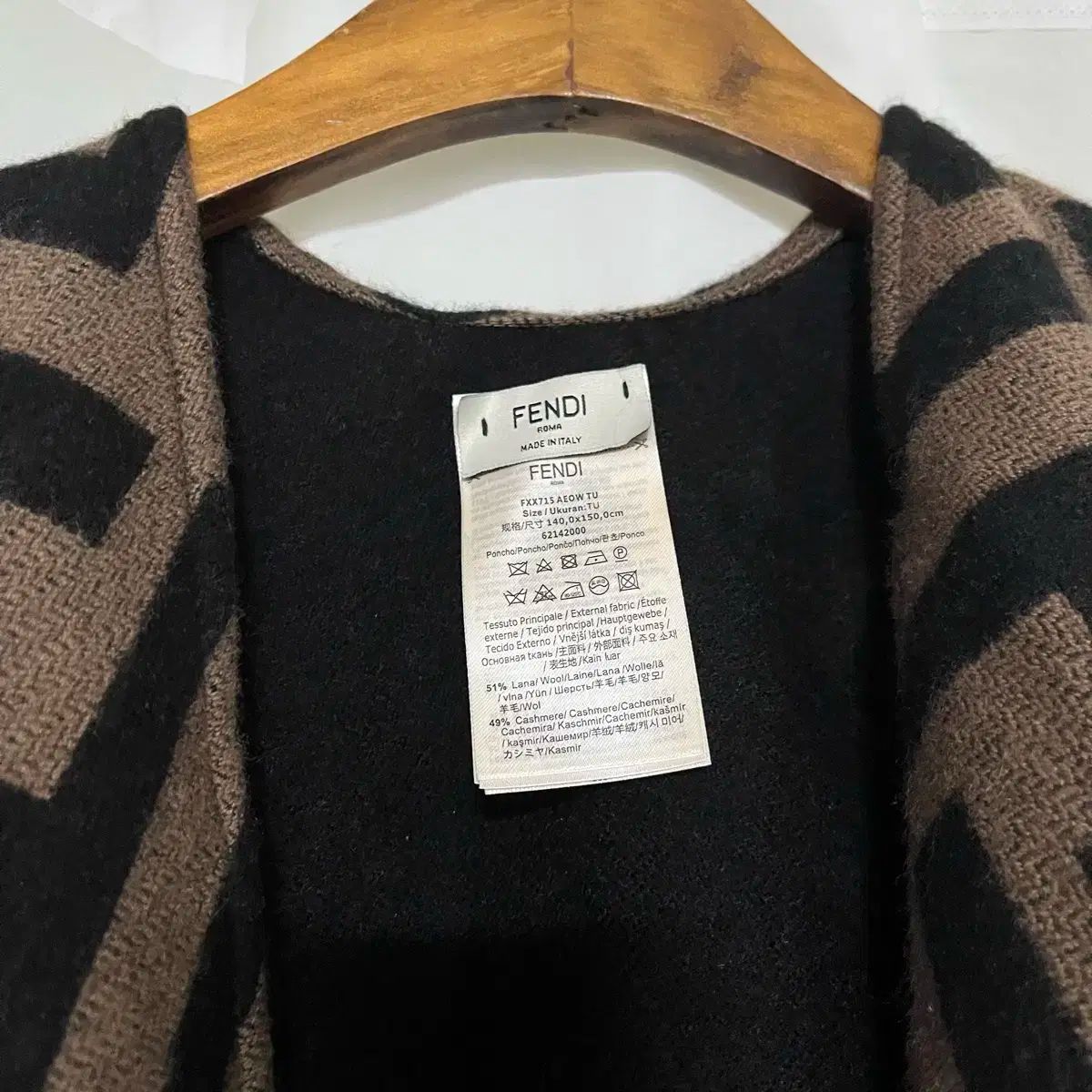 FENDI FF ロゴ ブラウン ブラック ケープ ☆FENDI ロングコート