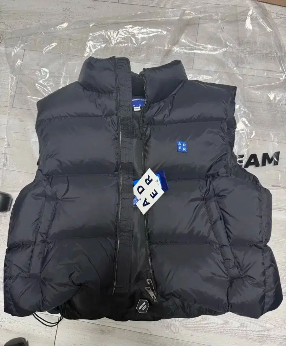 ADER ERROR シーグリ signifikannt TRS タグ ダウン ベスト ブラック M