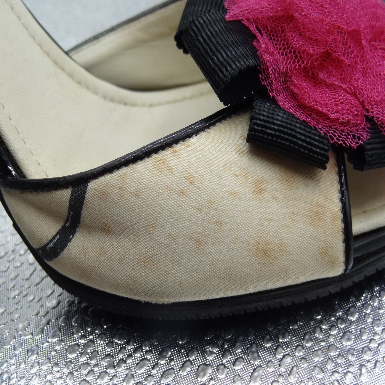 d*4様 CHANEL (シャネル) 希少 シェル カメリア ヒールサンダル 3 d*4様 CHANEL (シャネル) 希少 シェル カメリア ヒールサンダ