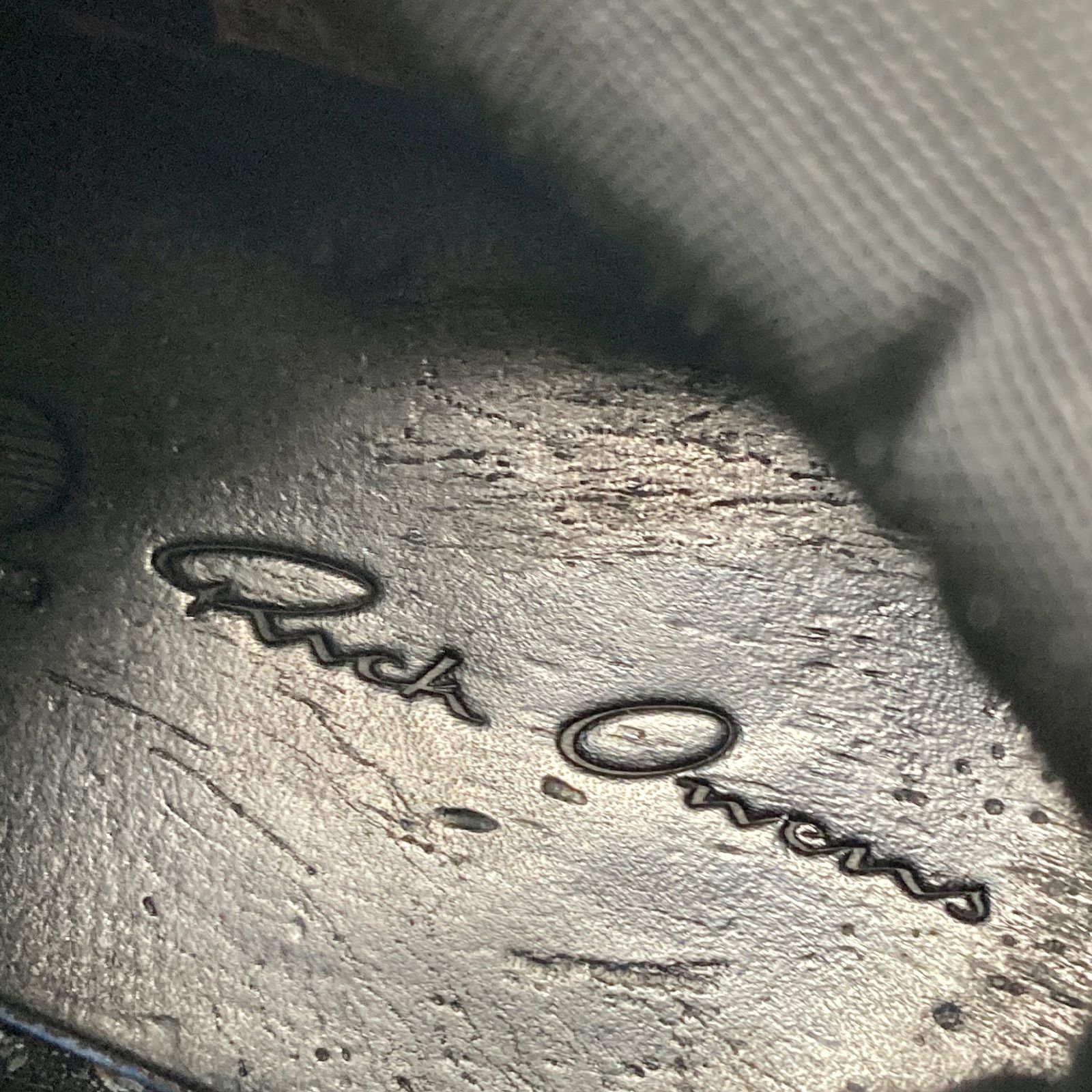 ファーストモデル