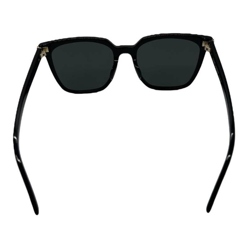 ウェリントン型 メタルロゴ