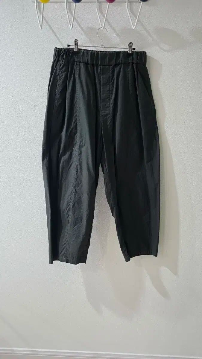 COS ブラック ワイドフィット コットン パンツ M