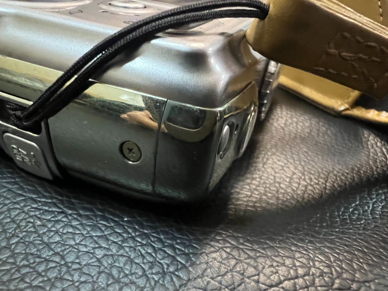 Nikon COOLPIX P4 VR シルバー 約810万画素／光学3.5倍ズーム 本体