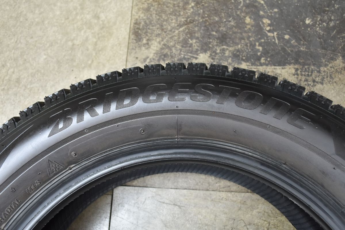 バリ溝‼️ブリヂストンスタッドレスセット2023年製175/65R15 アクア等 バリ溝‼️ブリヂストンスタッドレスセット2023年製175/65R15 アクア等