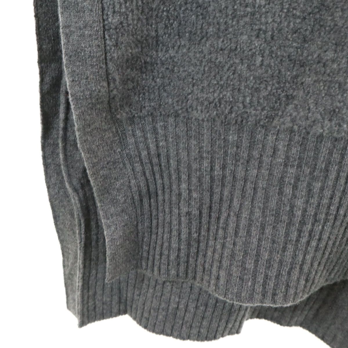未着用 ADORE アドーア ニット セーター 38 グレー 美品 未使用 ADORE アドーア 日本製 長袖 Vネック セーター 38 グレー