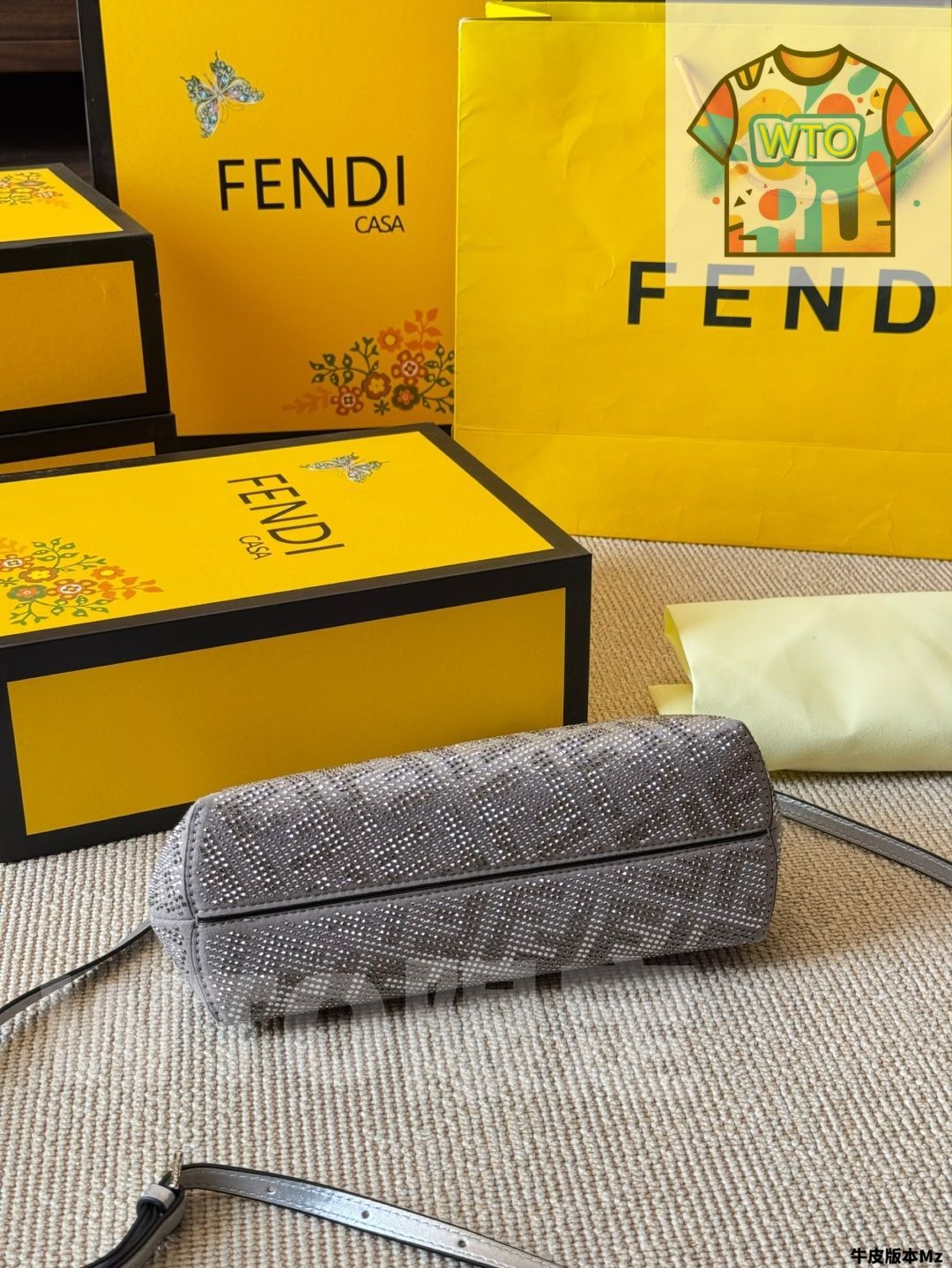 スモール ハンドバッグ