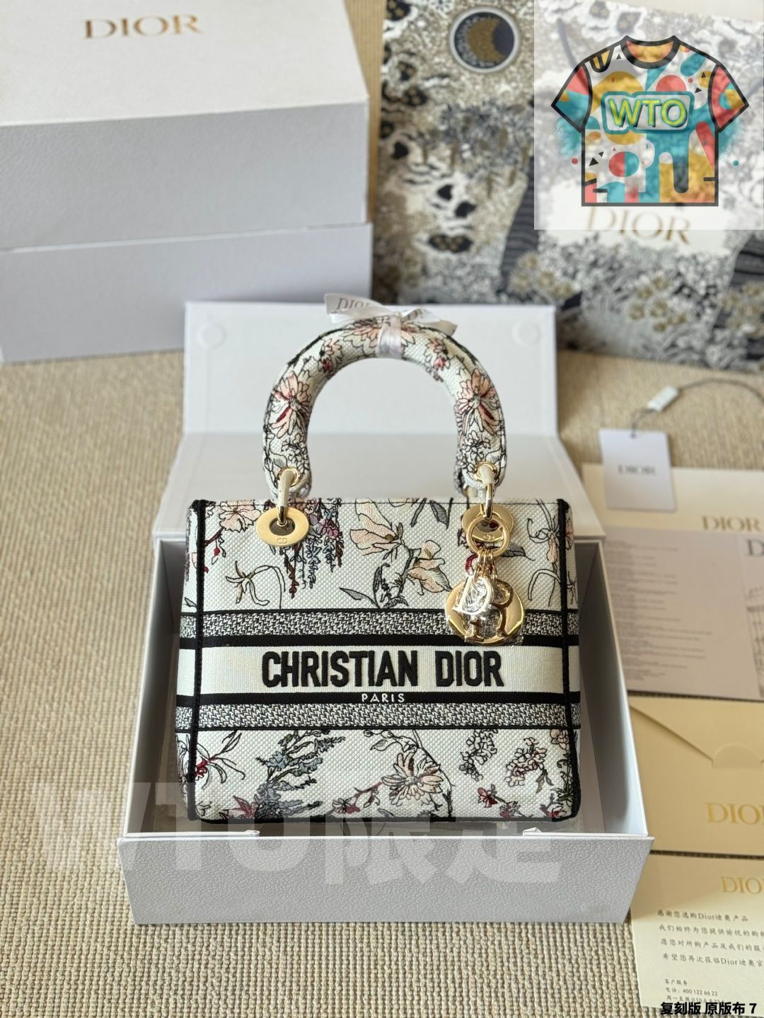 今日 Dior Lady D-Lite 刺繍ハンドバッグ Dior Lady D-Lite Embroidery Handbag -WTO輸入1