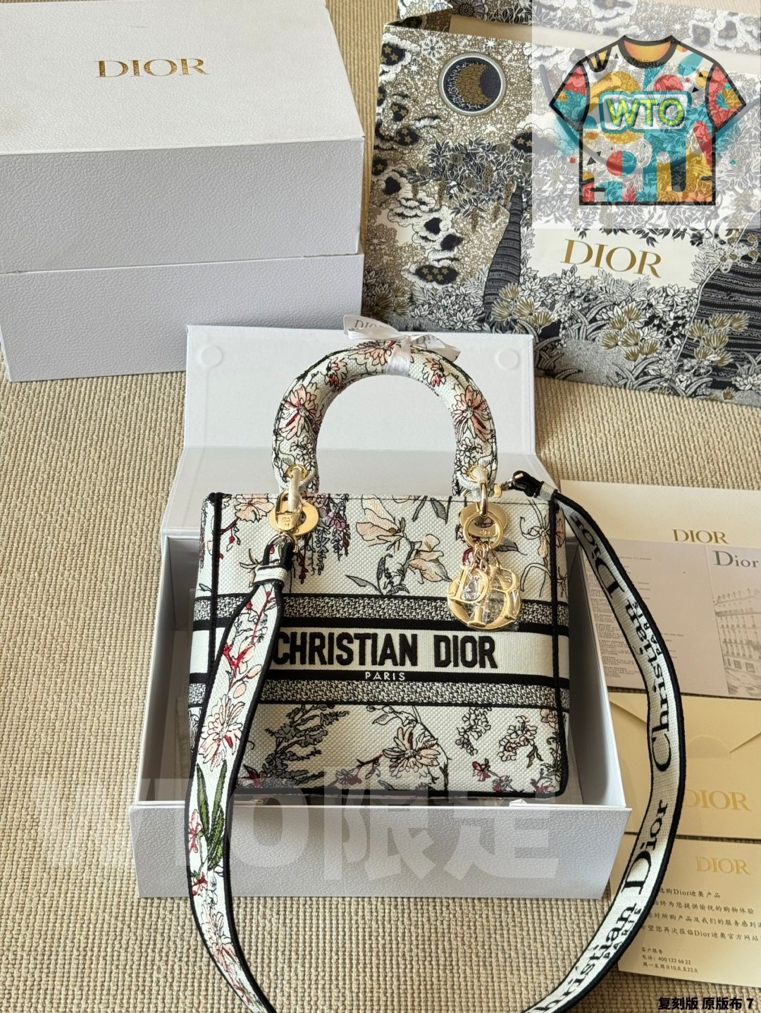 今日 Dior Lady D-Lite 刺繍ハンドバッグ Dior Lady D-Lite Embroidery Handbag -WTO輸入1