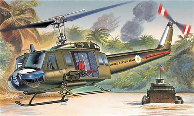 新品 イタレリ 1/72 ベル UH-1D イロコイス プラモデル IT1247 [佐川急便]
