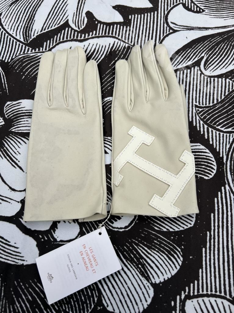 14日まで限定価格 Hermes エルメス 未使用タグ箱付き 手袋 革手袋 羊皮